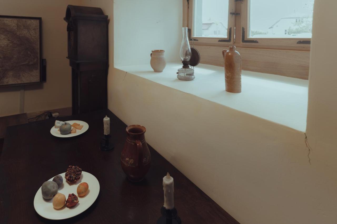 Brigaderos Hotel Brigadir Borsi Bagian luar foto