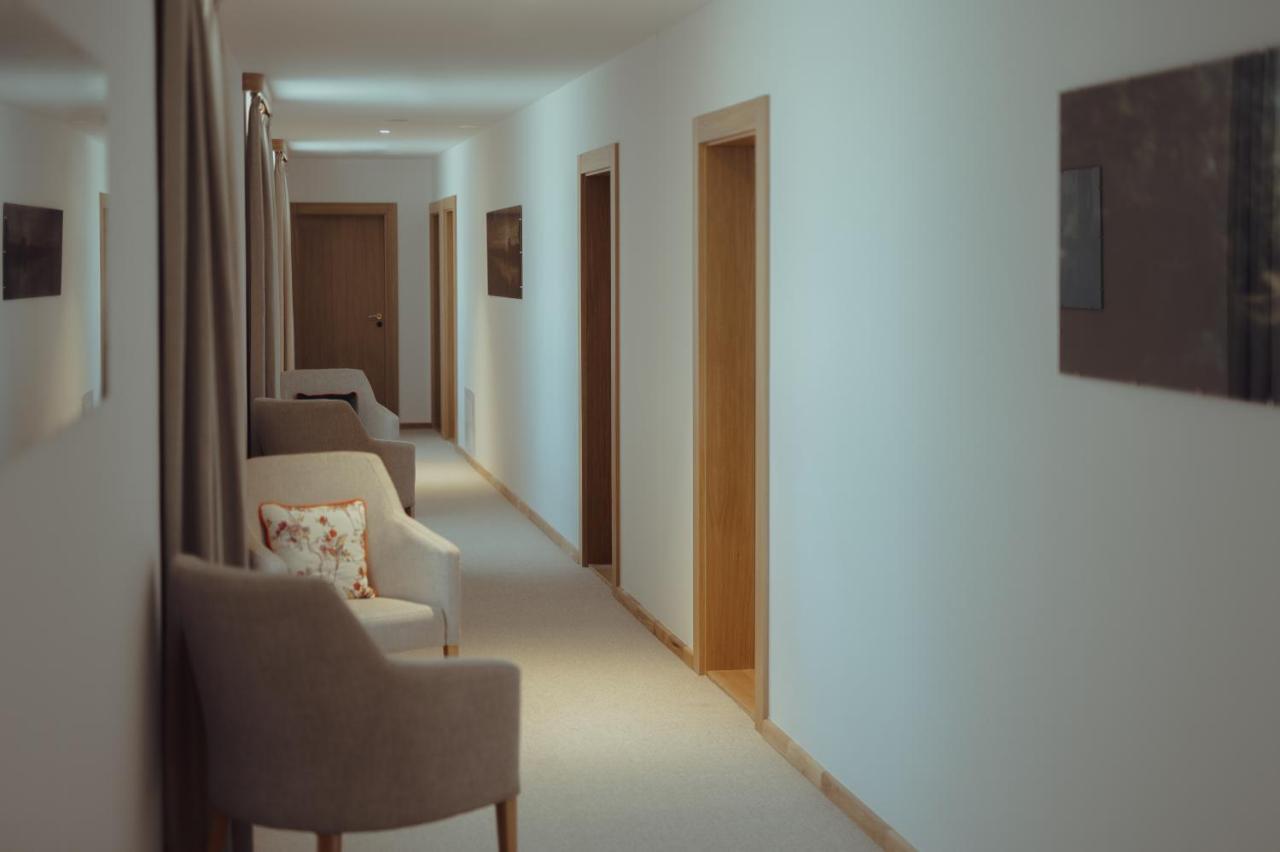 Brigaderos Hotel Brigadir Borsi Bagian luar foto
